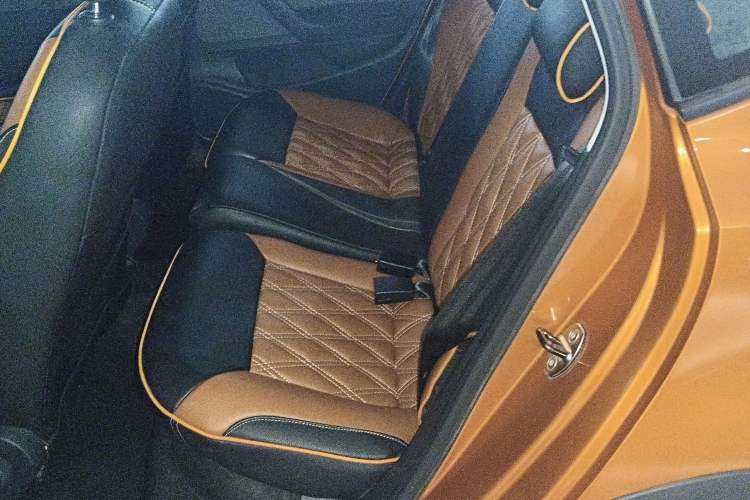 Used Volkswagen Polo 2014 1.6L Cross Polo Automatic