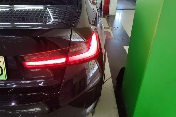 Used BMW i3 2022 eDrive 35 L
