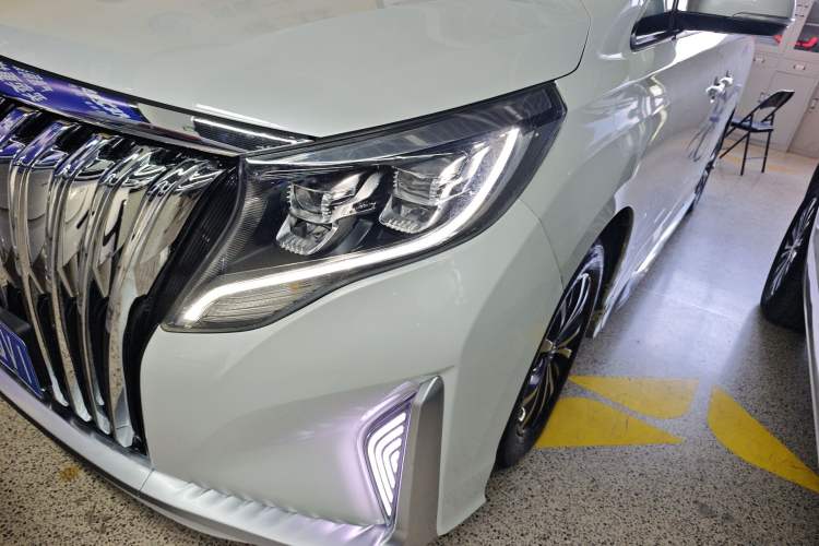 Used GAC Trumpchi M8 2021 Revised Version Lingxiu Series 390T Luxury Edition Left Front Headlight