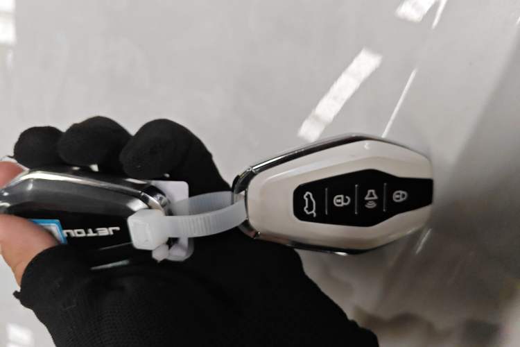 Used JETOUR X70 2023 1.5T DCT Overpass PRO+ Edition 7 Seats
