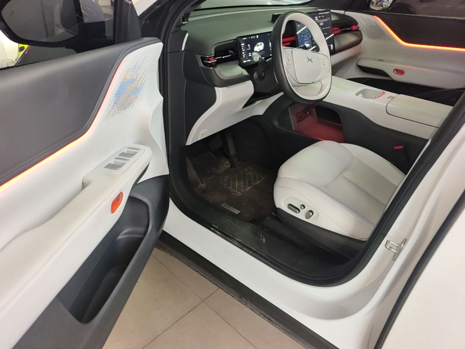 XPeng G6 2025 625 Long-Range Max Flagship Edition — снимка 18