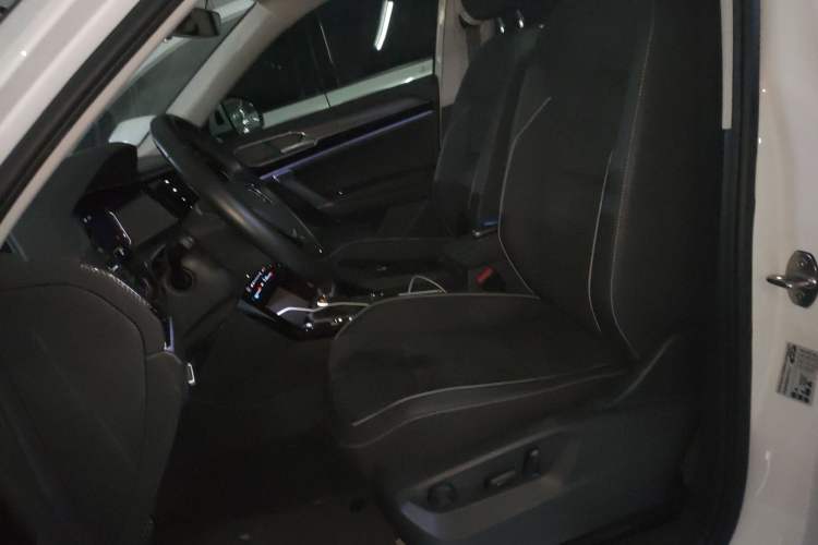 Used Volkswagen Tayron 2020 330TSI Two-Wheel Drive Luxury Connected Pro Edition