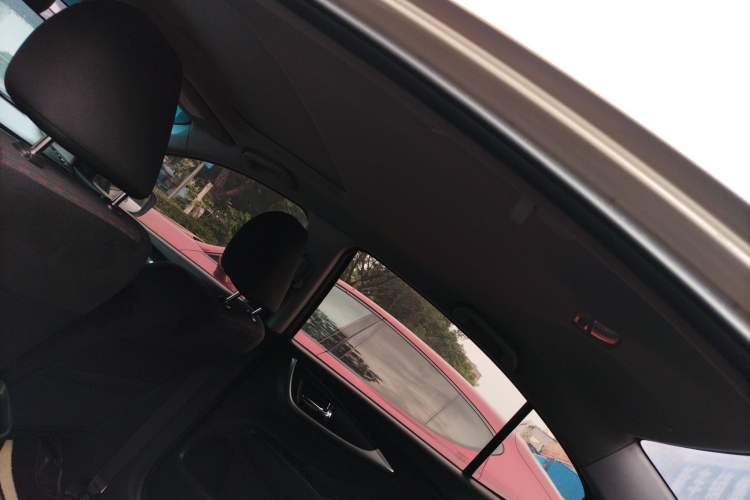 Used Honda Crider 2016 1.8L CVT Luxury Edition Headliner