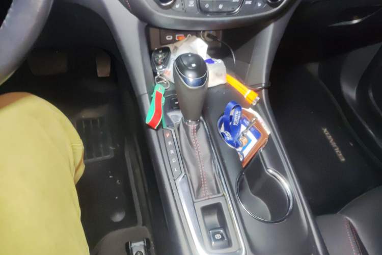 Used Chevrolet Equinox 2019 Redline 550T Automatic All-Wheel-Drive RS Model China VI Standard
