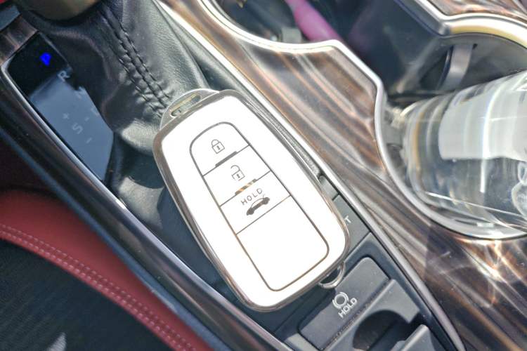 Used Toyota Camry 2019 Revised Version 2.5G Luxury Edition
