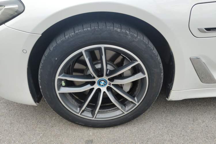 Used BMW 5 Series New Energy 2022 Second Facelift 535Le M Sport Package
