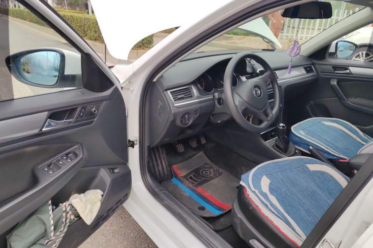 Used Volkswagen Bora 2018 1.5L Manual Fashion Model
