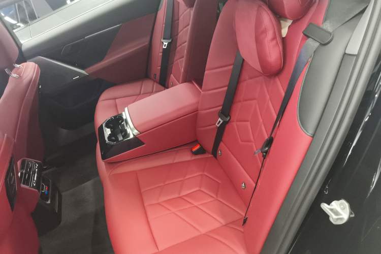 Used BMW 5 Series 2025 530Li Leading Model M Sport Package
