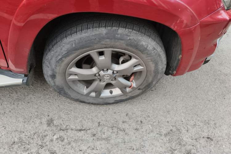 Used Toyota RAV4 2012 Luxurious Edition 2.0L Automatic All-Wheel Drive
