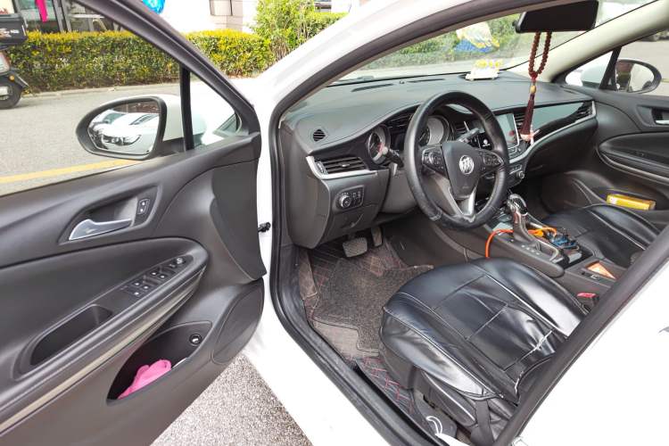 Used Buick Verano 2017 Sedan 20T Dual-Clutch Leading Model