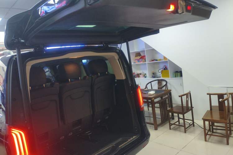 Used Mercedes-Benz V-Class 2020 V 260 Prestige Edition