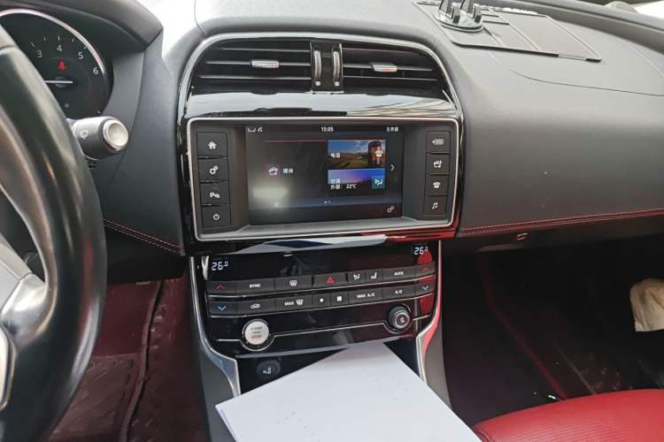 Used Jaguar XE 2015 2.0T 200 PS R-Sport