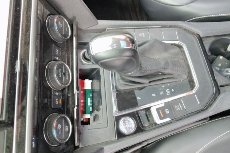 Used Volkswagen Lamando 2019 280TSI DSG Comfort Edition China VI standard Gear Lever