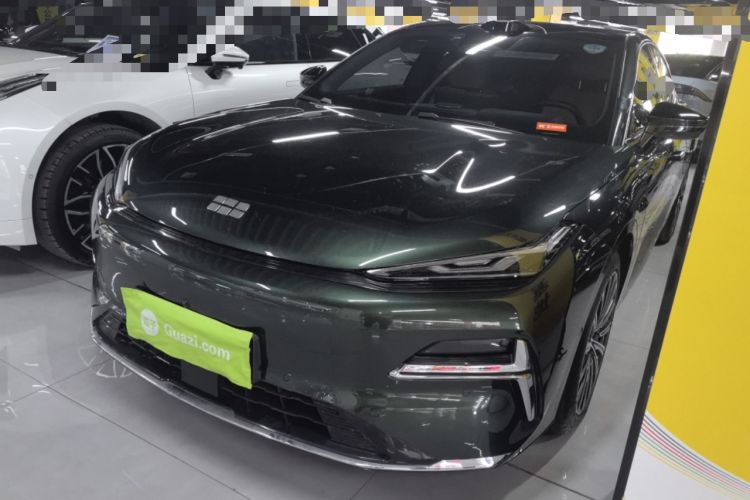 Used Geely Galaxy 8 2025 130km EM-P Starship Edition