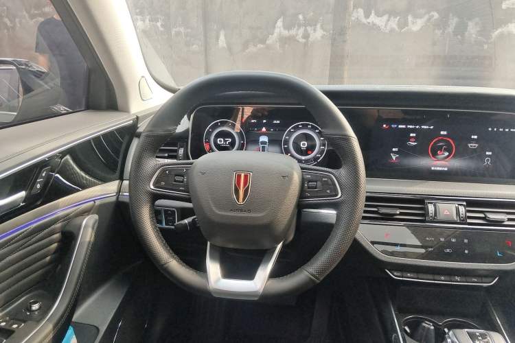 Used Hongqi HS5 2022 Revised Version 2.0T Smart Connect Flagship Edition