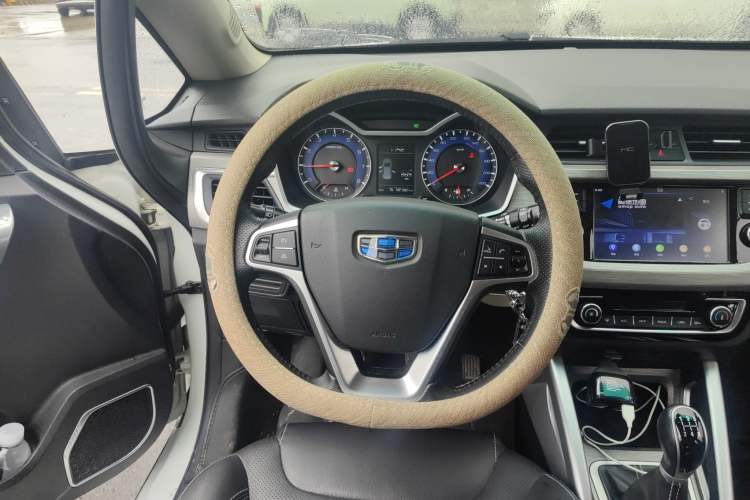 Used Geely Auto Vision X3 2017 1.5L Manual Luxury Model
