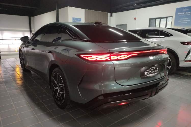 Used BYD Han L 2025 DM-p Four-Wheel-Drive LiDAR Flagship Model Rear Left 45 Deg