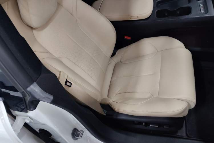 Used Nio ET5T 2023 75 kWh Touring