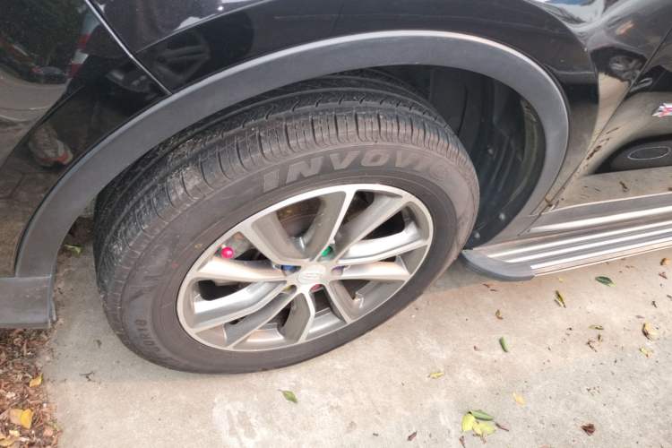 Used Geely Auto Emgrand X7 Sport 2018 1.8TD Automatic Two-Wheel Drive Smart Connect 4G Internet Edition Exterior 2