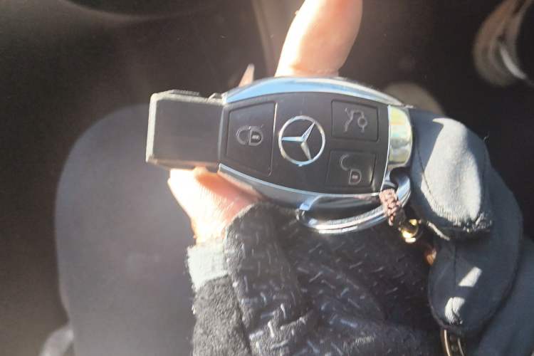 Used Mercedes-Benz R-Class 2017 R 320 4MATIC Business Edition Prestige Model Vehicle Key