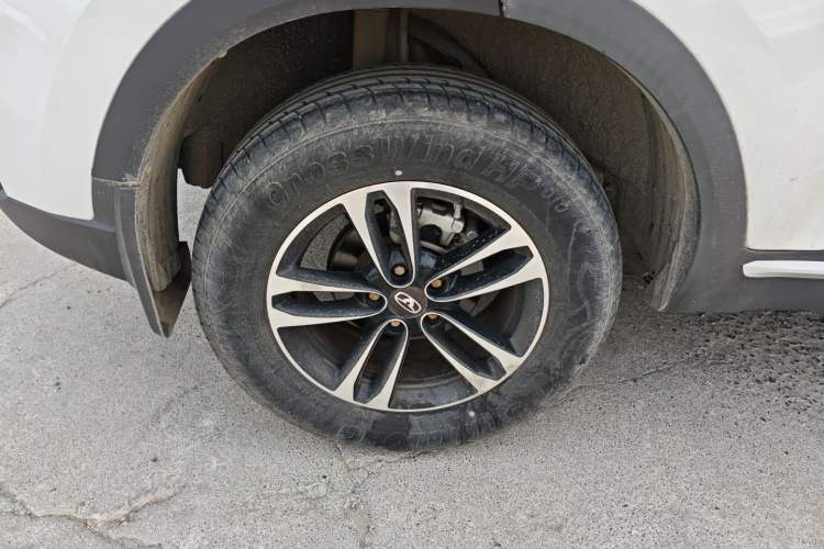 Used Cowin Xuanjie 2020 Revised Version 1.5L Manual - Yue Right Rear Wheel Hub