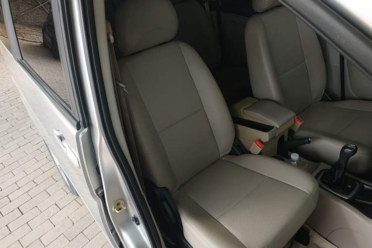 Used Dongfeng Shuaike 2016 1.6L Manual Comfort Model