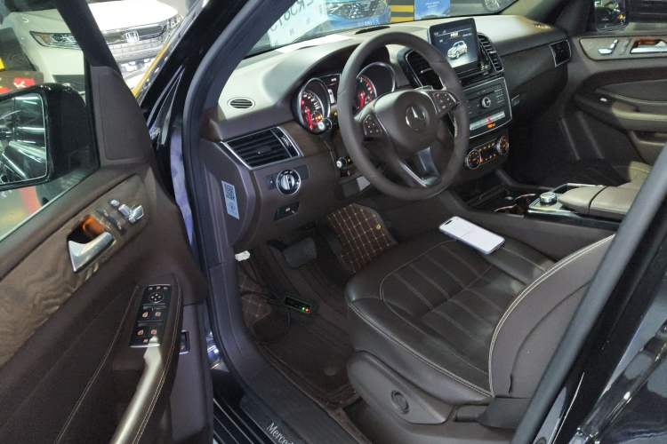 Used Mercedes-Benz GLE 2017 GLE 320 4MATIC Dynamic Model