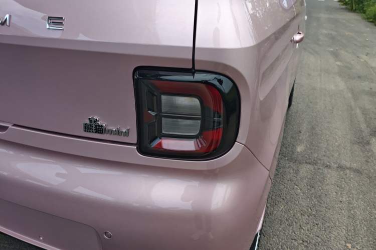 Used Geely Galaxy Panda 2025 210 km – Yuanqi Bear