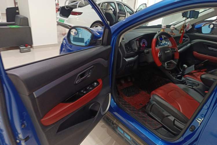 Used Haval H2s 2017 Blue Label 1.5T Manual Elite Model
