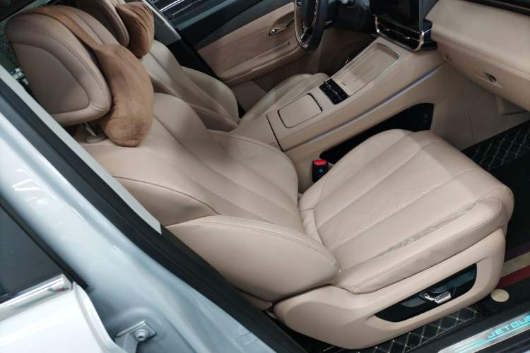 Used JETOUR Shanhai Shanhai L9 2025 1.5TD 2DHT Flagship Edition 6 Seats
