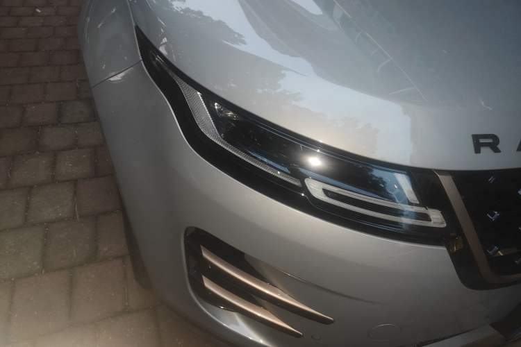 Used Land Rover Range Evoque 2023 Aurora L 249 PS Luxury Edition
