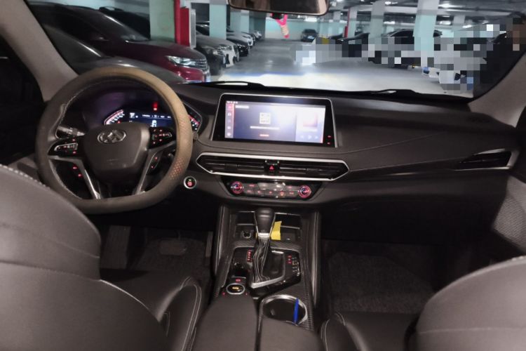 Used SAIC MAXUS D90 2017 2.0T Automatic All-Wheel Drive Sirius Interior 2