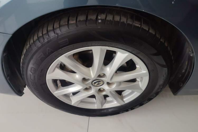 Used Mazda Mazda 3 Axela 2014 Sedan 1.5L Automatic Comfort Model