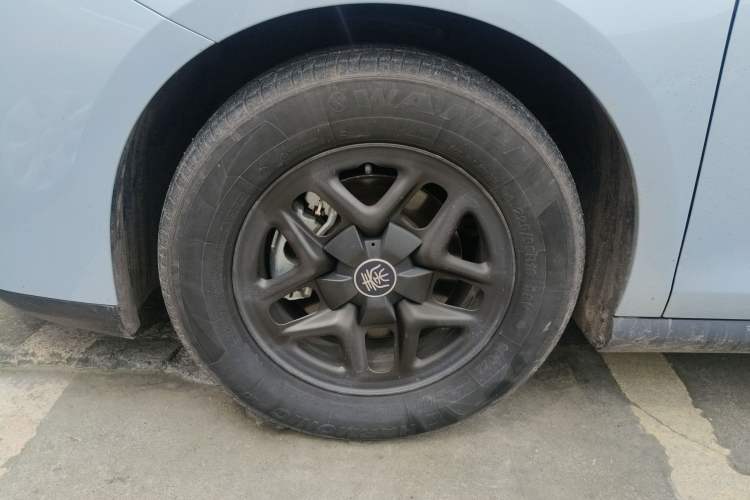 Used BYD Qin PLUS 2025 DM-i Smart Drive 55KM Leading Model
