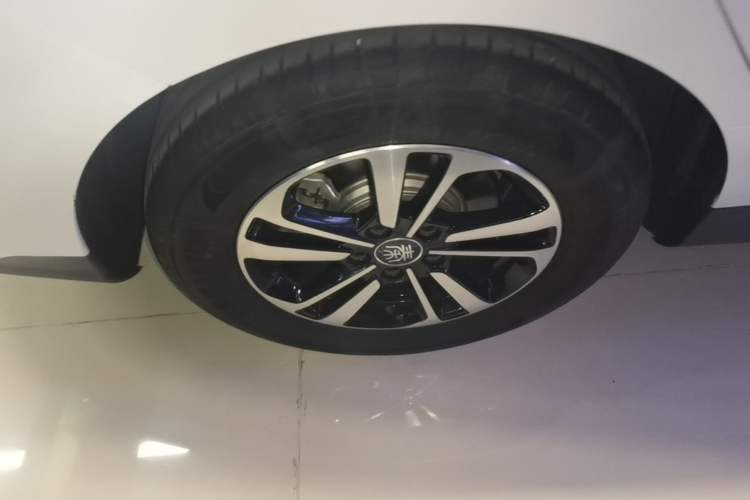 Used BYD Qin PLUS 2025 DM-i Smart Drive 55KM Beyond Model
