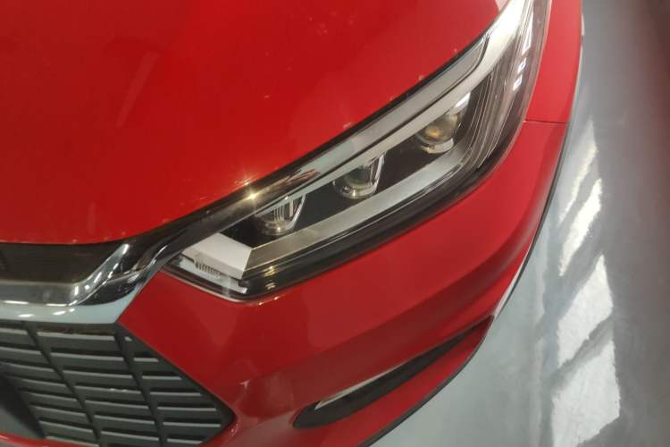 Used BYD Yuan New Energy 2019 EV535 Smart Connect Trendsetting Model