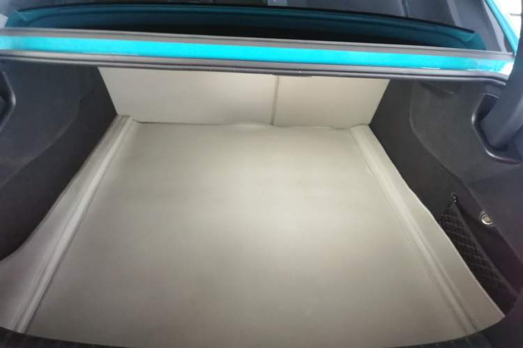 Used Xiaomi Auto SU7 2024 Rear-Drive Long-Range Intelligent Driving Version Trunk