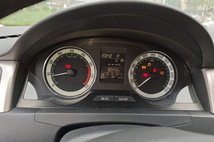 Used Skoda Rapid 2019 1.5L Automatic Comfort Edition China VI Standard