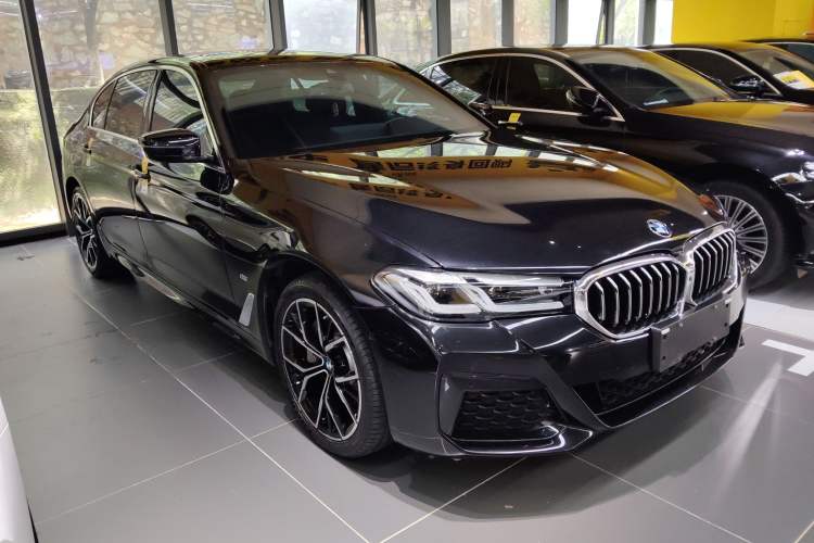 Used BMW 5 Series 2023 Restyled 530Li Luxury Edition M Sport Package