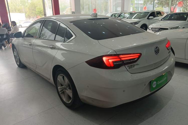 Used Buick Regal 2017 20T Luxury Model Rear Left 45 Deg