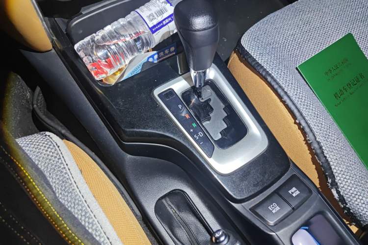 Used Toyota Fortuner 2016 2.7L Middle East Version Gear Lever