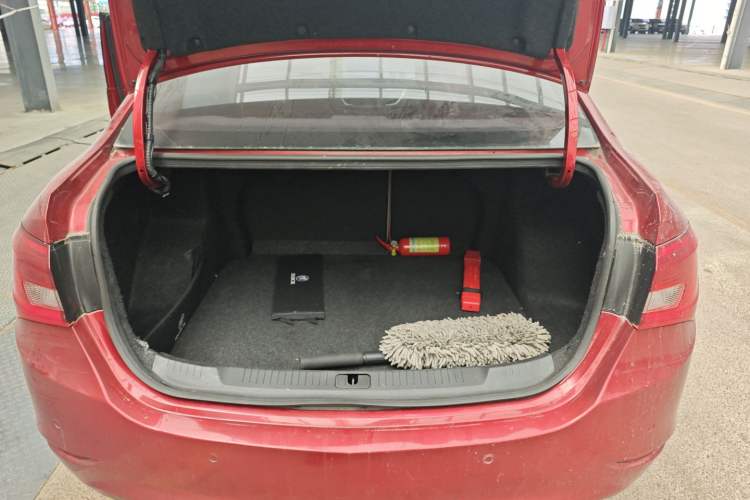 Used Buick GT 2016 15N Automatic Elite Edition Trunk