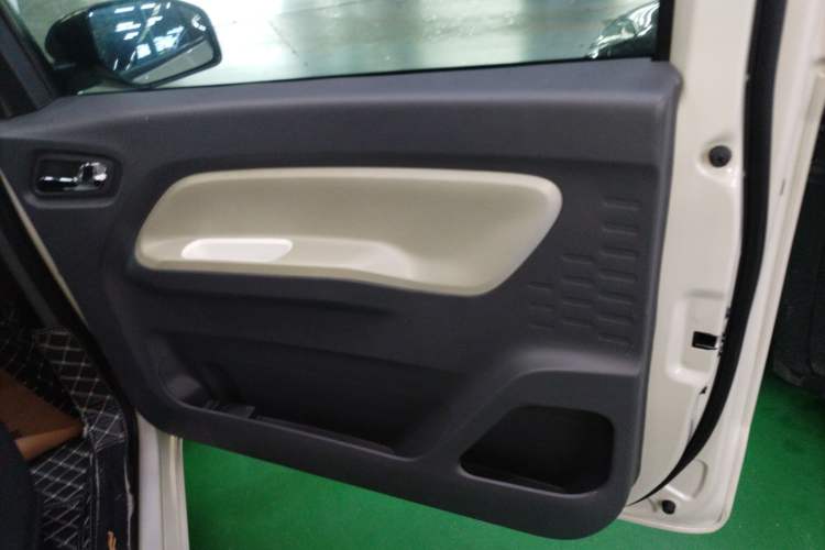 Used Wuling Hongguang MINIEV 2022 Zizai Version Lithium-NMC