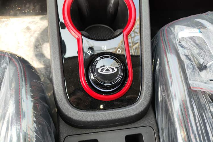 Used Chery Little Ant 2024 Revised Version Youth Edition 251 km True Love Edition 25.05 kWh Gear Lever