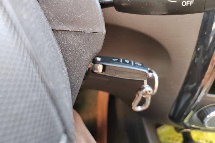 Used Wuling Rongguang V 2016 1.5L Standard Version