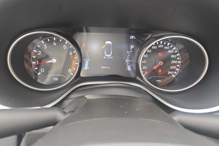 Used Jeep Compass 2017 200T Automatic Family Edition
