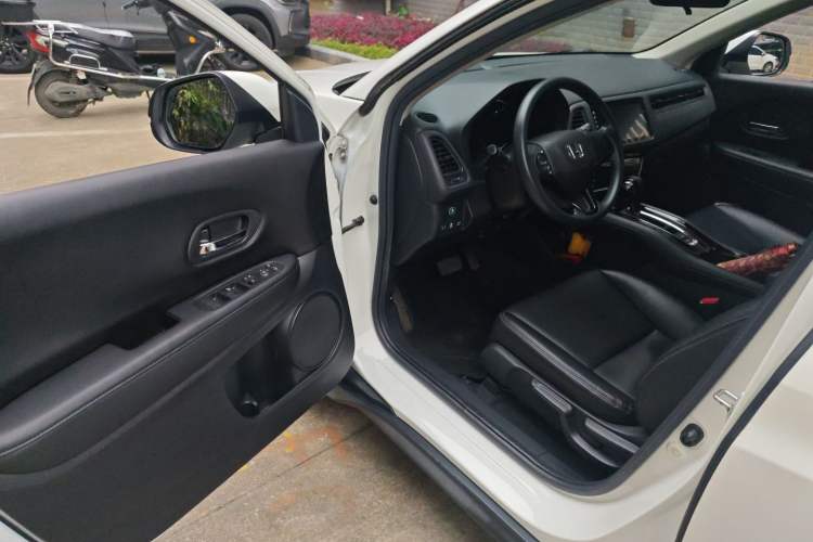 Used Honda Vezel 2020 220 TURBO CVT Elite Edition