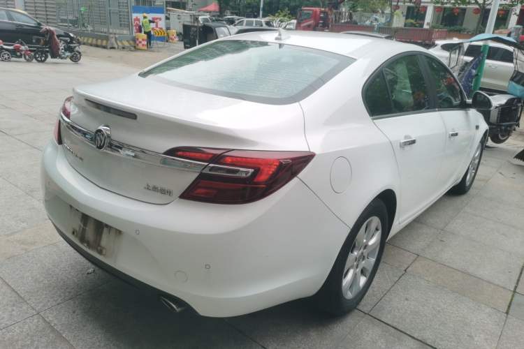 Used Buick Regal 2015 1.6T Elite Tech Model Rear Right 45 Deg