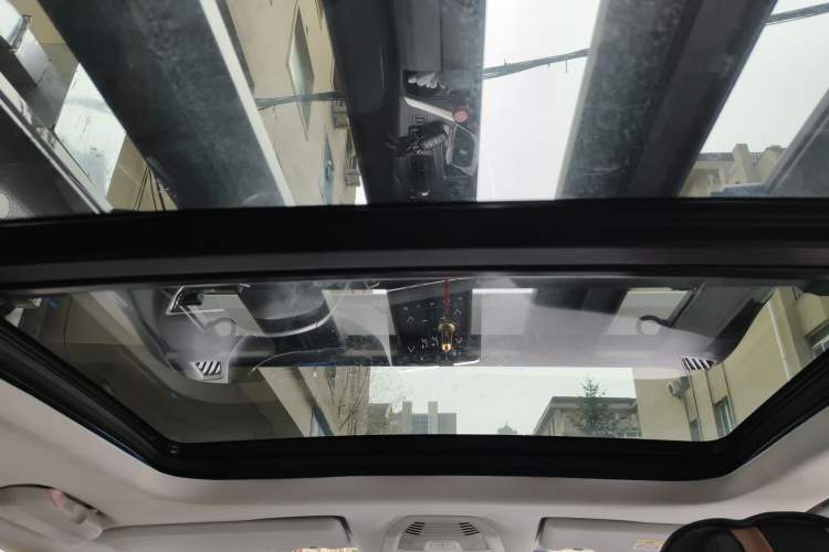 Used Peugeot 4008 2017 380THP Luxury Edition Headliner