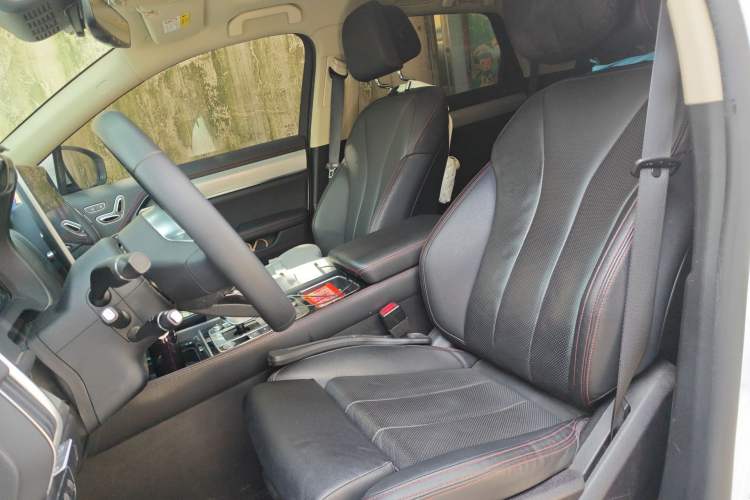 Used BYD Tang New Energy 2019 DM 2.0T All-Wheel Drive Connected Innovation Edition 7 Seats China VI Standard Left Front Seat